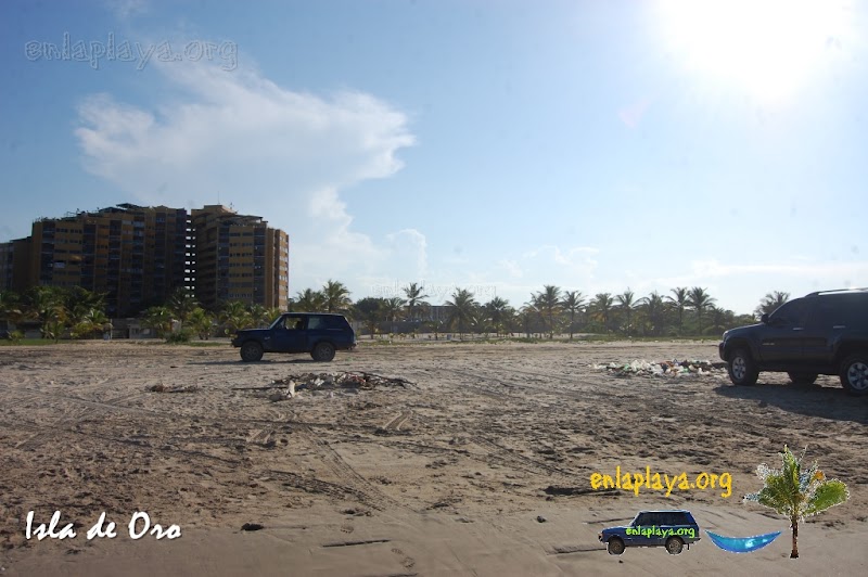 Playa Isla de Oro M053, Estado Miranda, Venezuela