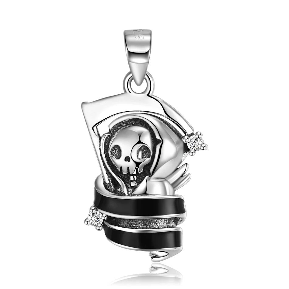 Ciondolo Teschio con Falce Carino S925 Argento Smalto Personalità Semplice Collana Halloween Regalo. Perfetto per un regalo originale.