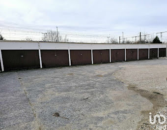 parking à Joigny (89)