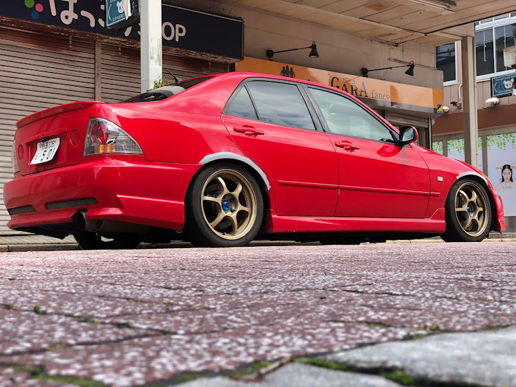 アルテッツァのホイールかえた・P1レーシング・28万km達成に関するカスタム事例の投稿画像3枚目
