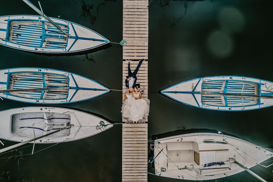 Wedding photographer Bartosz Olejnik (studiopumpkin). Photo of 25 August 2020