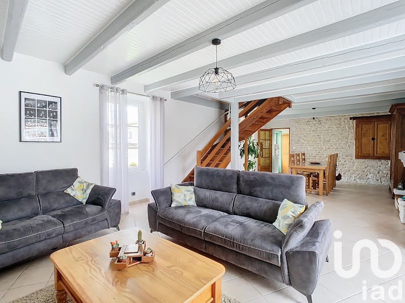 Vente maison 4 pièces 130 m² à Saint-Jean-de-Liversay (17170), 291 000 €