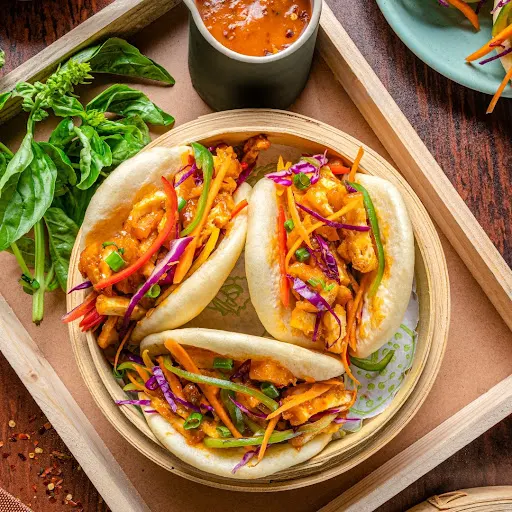 Chilli Chicken Bao - DYN