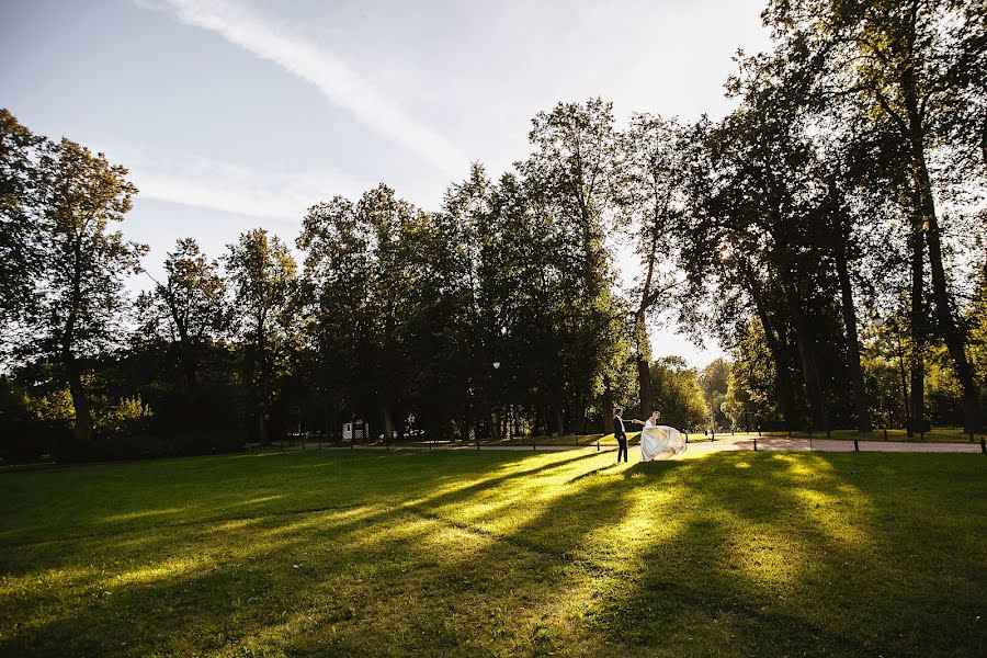 Fotograf ślubny Valeriya Boykova (velary). Zdjęcie z 1 kwietnia 2014