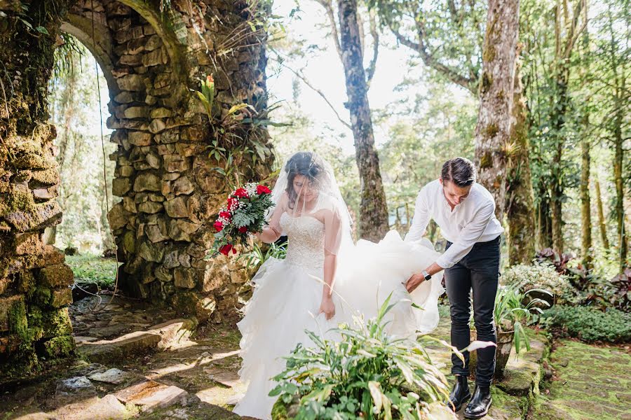 Fotografo di matrimoni Moises Duran (moisesduran). Foto del 8 agosto 2020