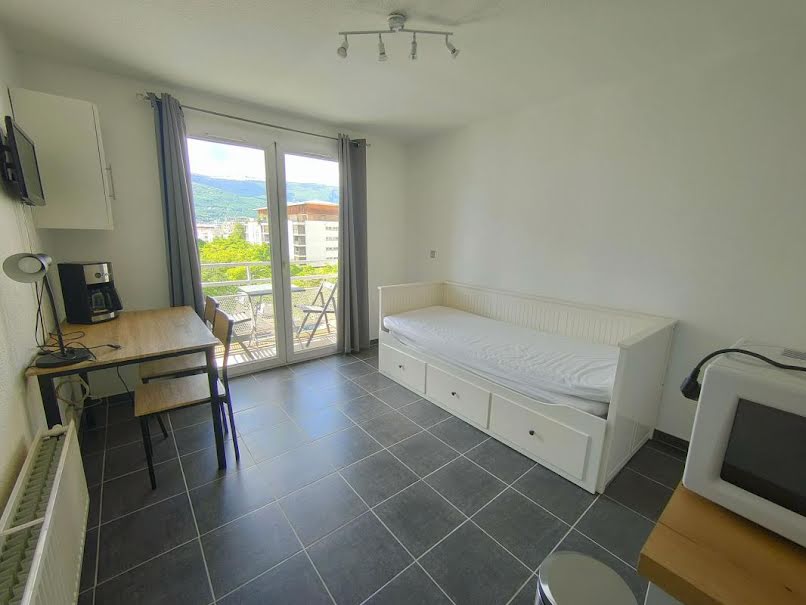 Location meublée appartement 1 pièce 18 m² à Grenoble (38000), 499 €