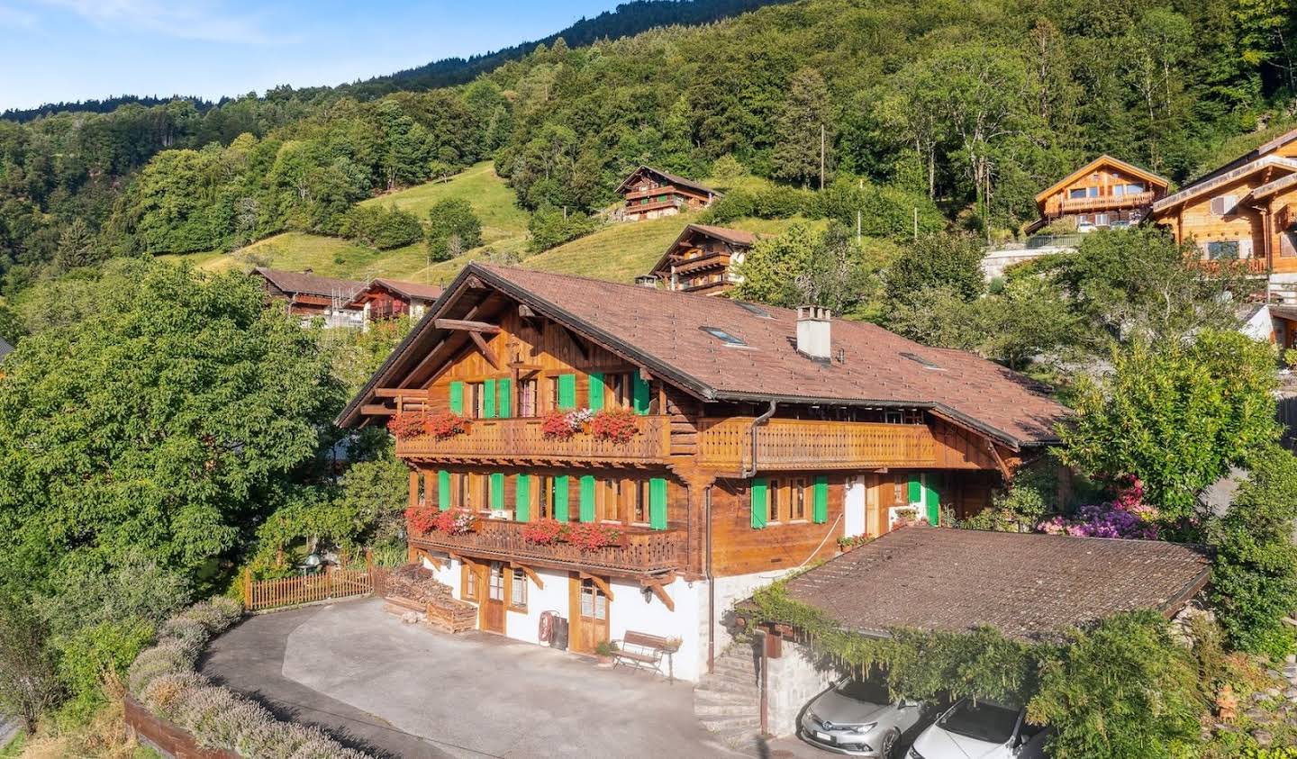 House with garden and terrace Troistorrents