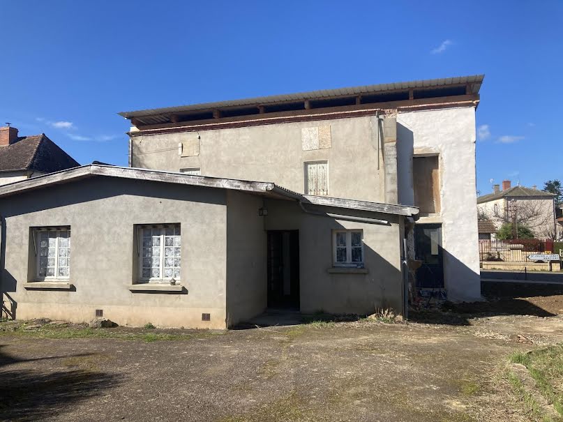 Vente maison 5 pièces 140 m² à Ligny-en-Brionnais (71110), 60 000 €