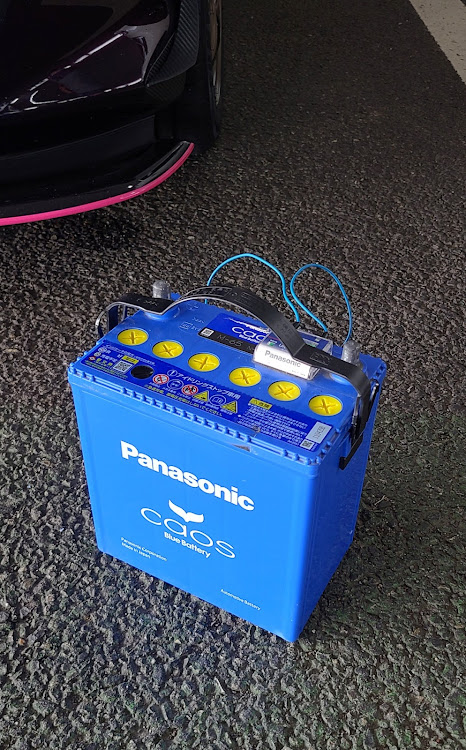 フィットのバッテリー交換・カオスバッテリー・エンスト・アイスト・立駐に関するカスタム事例の投稿画像4枚目