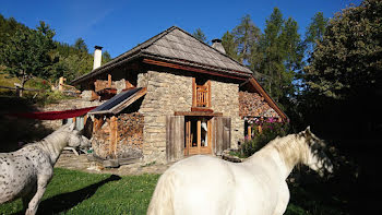 maison à Embrun (05)