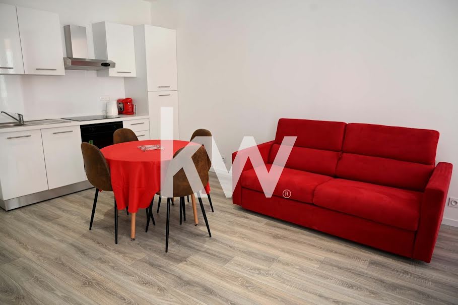 Vente appartement 2 pièces 45.6 m² à Frejus (83600), 150 000 €