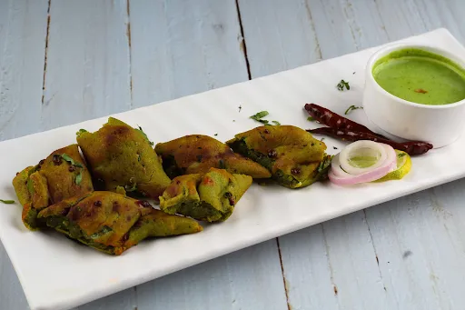 Harabhara Kebab With Veg Grilled Sandwich