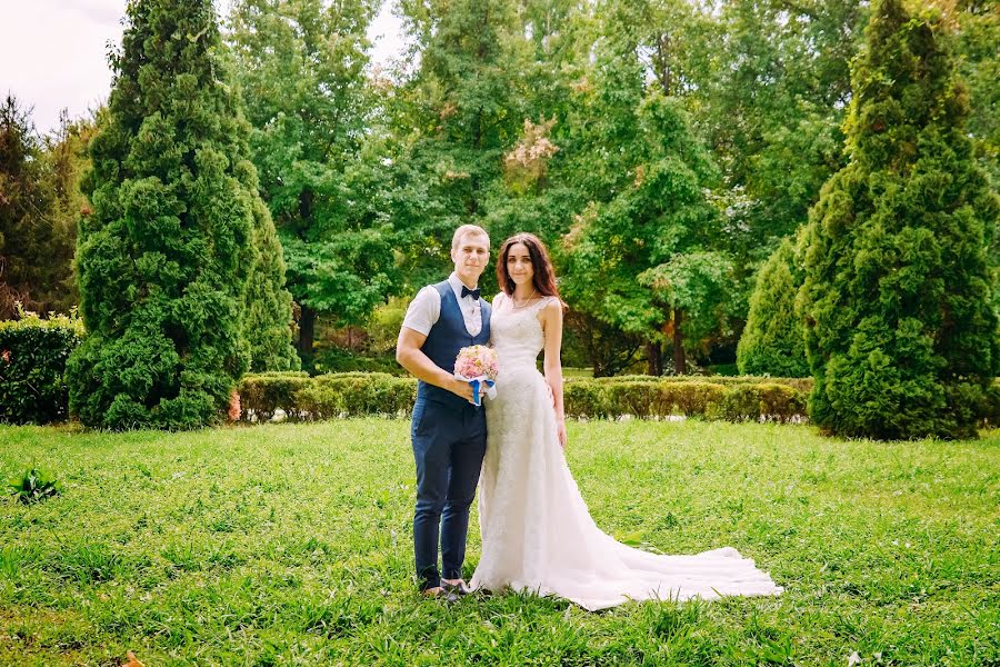 Fotografo di matrimoni Olga Shadrina (akinelka). Foto del 12 ottobre 2018