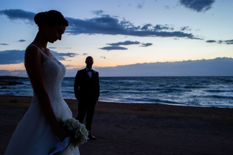 Wedding photographer Vincenzo Casaluci (vincenzocasaluc). Photo of 9 November 2016