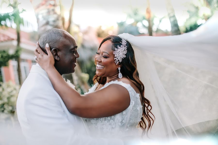 Fotógrafo de casamento Lyndah Wells (lyndah). Foto de 14 de fevereiro 2021