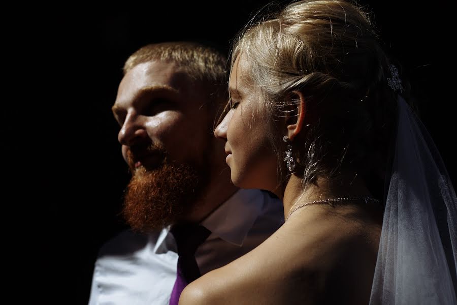 Fotógrafo de bodas Serezha Gribanov (sergeygribanov). Foto del 27 de julio 2016