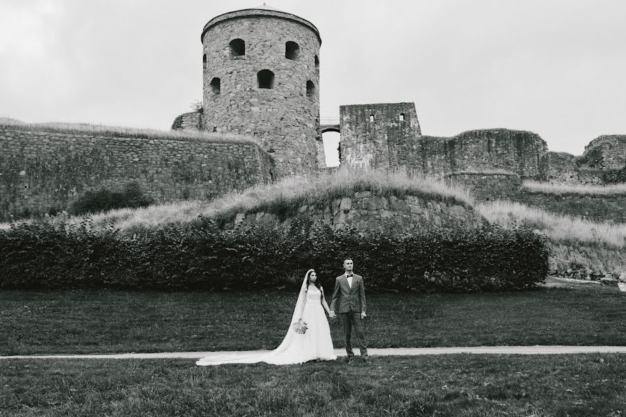 Wedding photographer Tatsiana Avakyan (avakyan). Photo of 17 October 2022