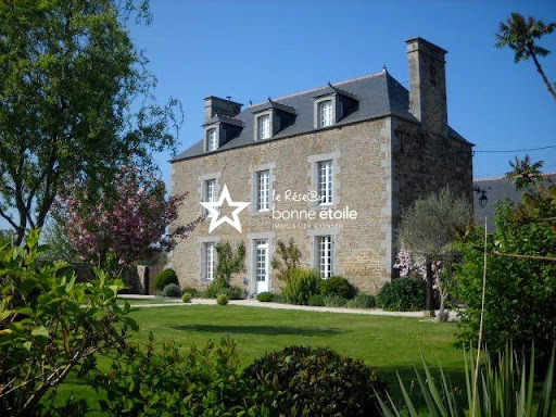 Manor 2