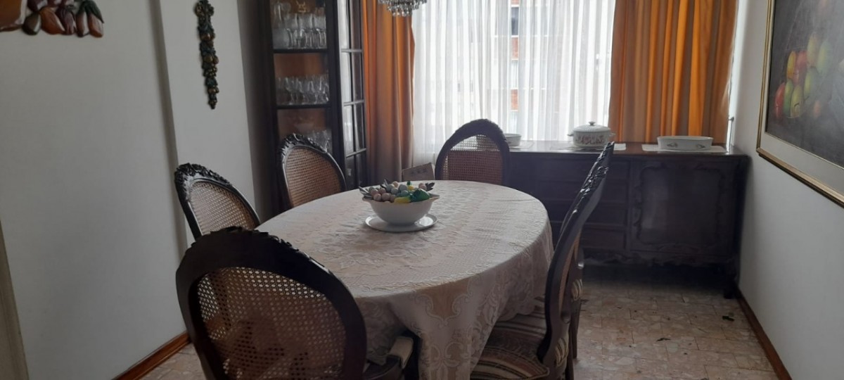 Apartamento En Venta - Pontevedra, Bogota