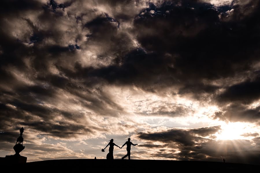 Fotografo di matrimoni Diego Simas (diegosimas). Foto del 7 ottobre 2023