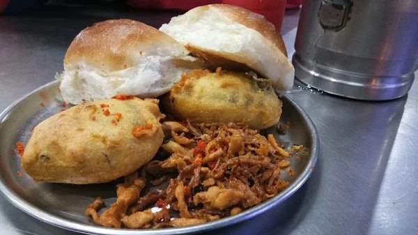 Dhanraj Vadapav Corner photo 