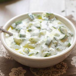 Cucumbers and yogurt Salad with Pita 