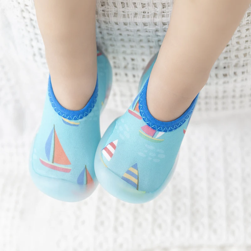 Summer Thin Children's Non-slip Floor Shoes Lightweight, breathable footwear for indoor and outdoor play. Safe and comfo