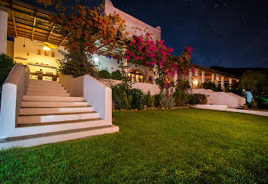 Maison avec jardin et terrasse 10