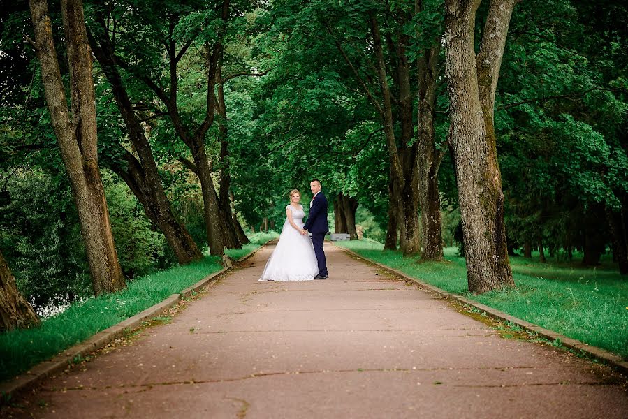 Photographe de mariage Aleksandr Dyatko (sanchous45). Photo du 3 octobre 2018