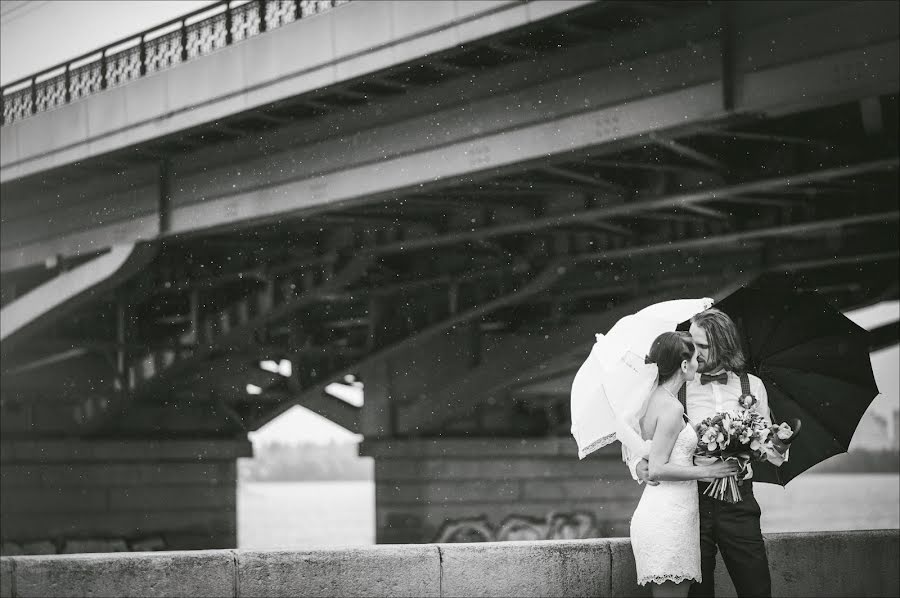 Fotógrafo de casamento Maksim Dubcov (dubtsov). Foto de 8 de novembro 2016