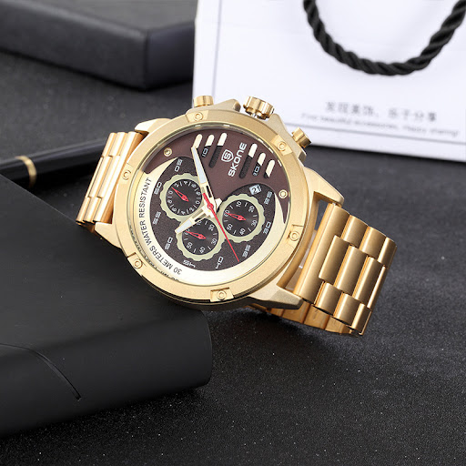Title 4, Multi-function three-eye watch offering precise...