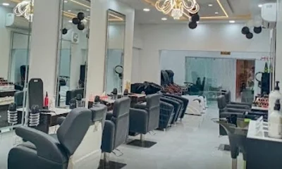 Grande Hair saloon