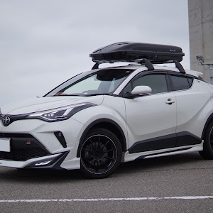 C-HR NGX50