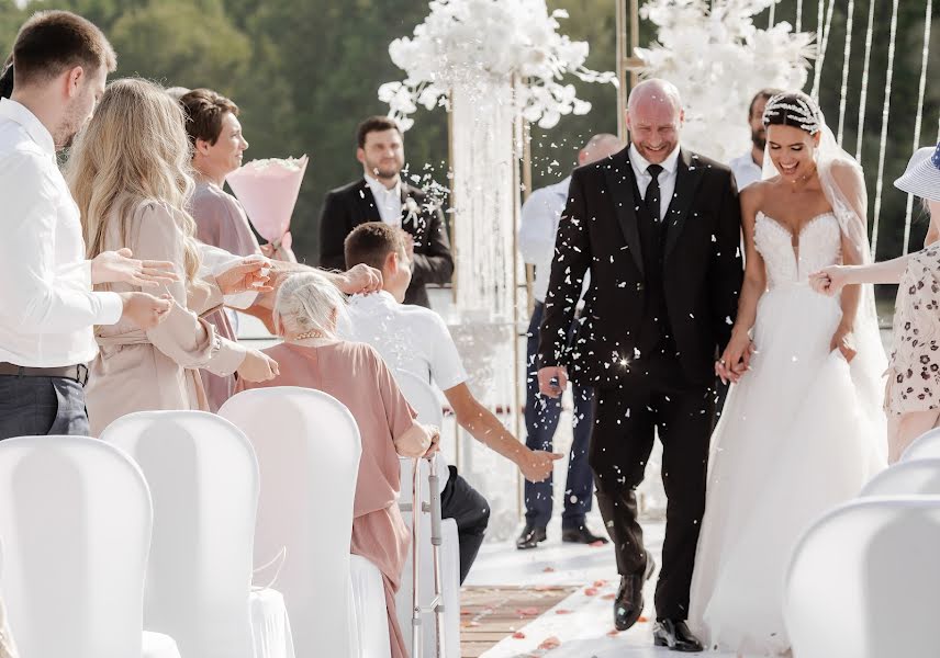 Fotógrafo de casamento Ekaterina Kuznecova (kuznetsovakate). Foto de 19 de fevereiro