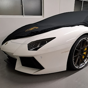 アヴェンタドール LP700-4