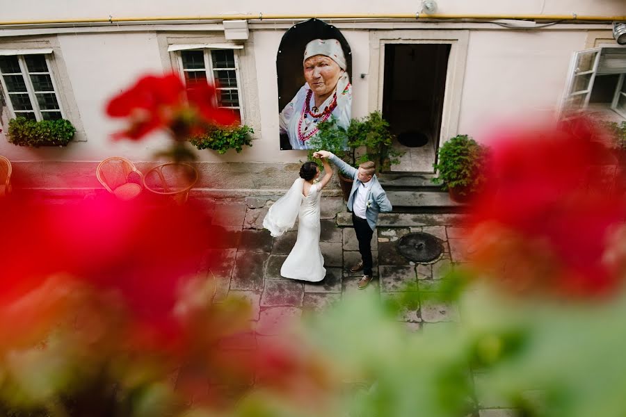 Fotografo di matrimoni Khristina Volos (xrystuk). Foto del 6 aprile 2018