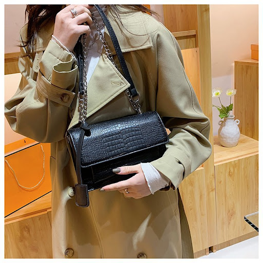 Title 27, Summer New Small Square Messenger Bag, perfect ...