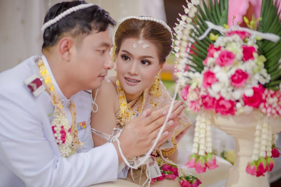 Wedding photographer Somsak Jaemmor (ganolfphoto). Photo of 8 September 2020