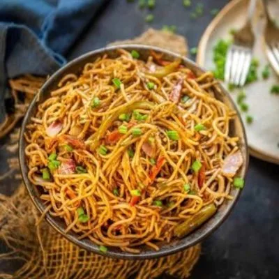 Veg Chilli Garlic Noodles