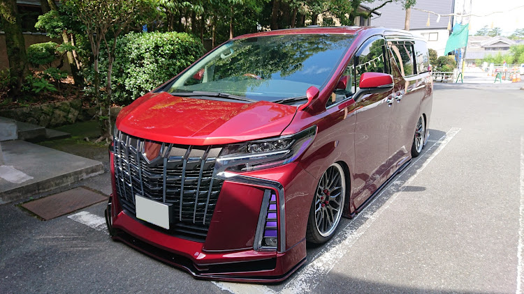 アルファードのKuhl Racing・大神神社・自動車お祓いに関するカスタム事例の投稿画像1枚目
