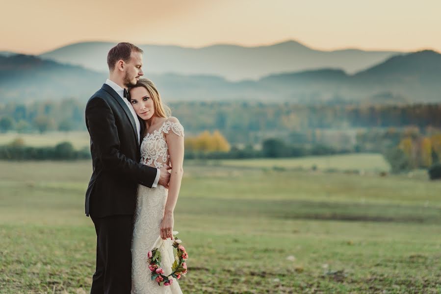 Fotografo di matrimoni Ela Staszczyk (elastaszczyk). Foto del 20 novembre 2017