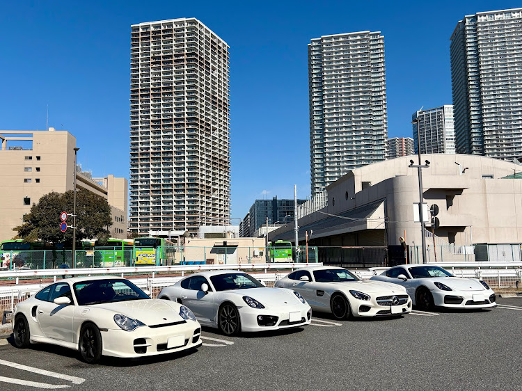 ケイマンのポルシェ・ケイマン・ドライブ・大黒・ケイマンGT4に関するカスタム事例の投稿画像1枚目