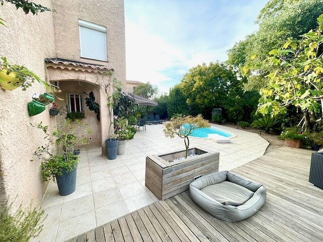 Vente maison 5 pièces 101 m² à Sanary-sur-Mer (83110), 635 000 €