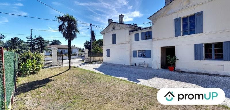 Vente villa 10 pièces 320 m² à Saint-Christoly-de-Blaye (33920), 336 000 €