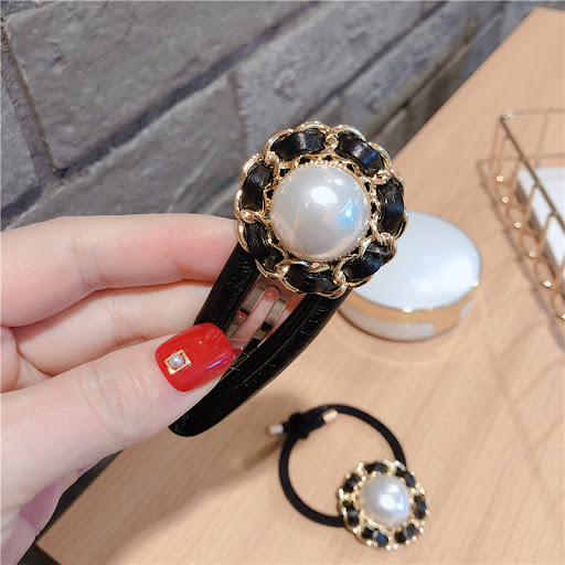 Title 4, Hair Trim Clip with Spring, Fragrance and Pearl...