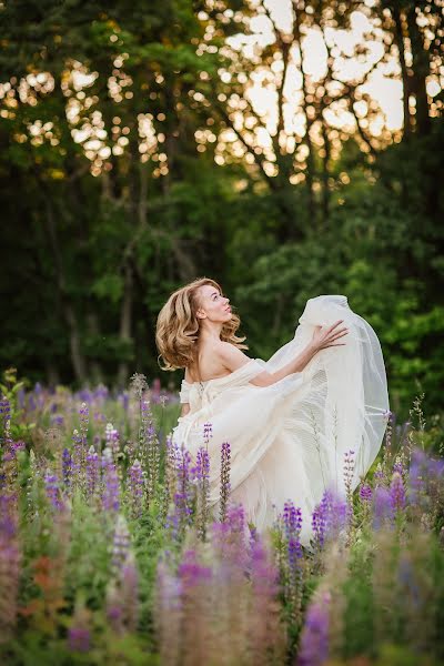 Wedding photographer Zhanna Sarkisyan (janik). Photo of 1 March 2023