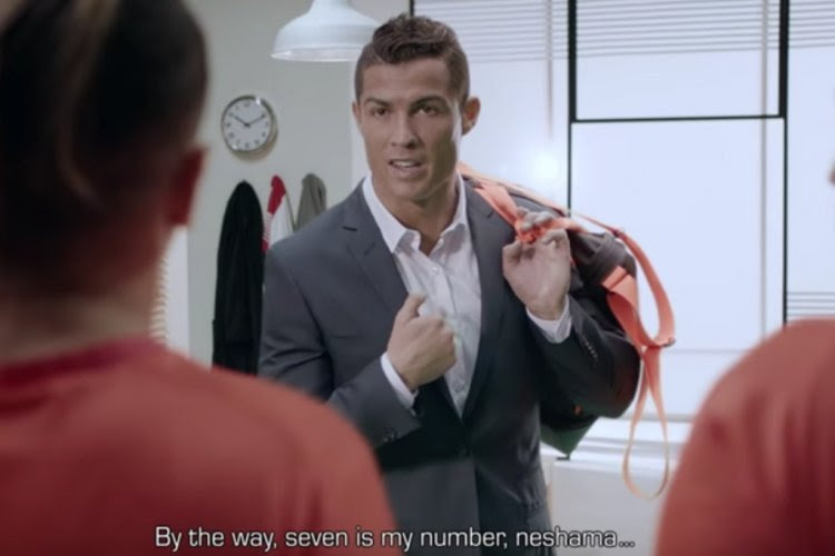 Video: Ronaldo speelt hoofdrol in grappig reclamefilmpje