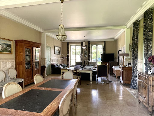 Property with garden 4
