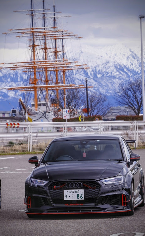 RS3 セダンのいつもイイネ&コメントありがとうございます🙇‍♂️・富山県海王丸パーク・#オフ会に関するカスタム事例の投稿画像1枚目