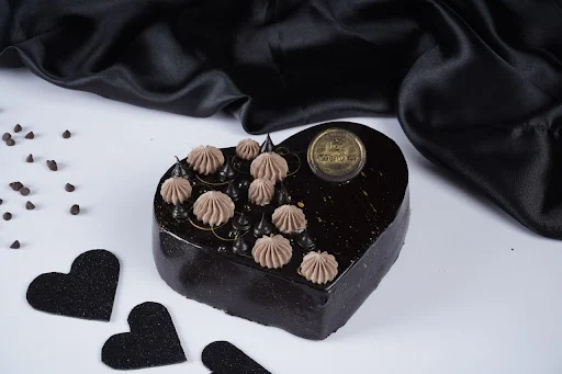 Chocolate Truffle Heart Cake [Eggless]